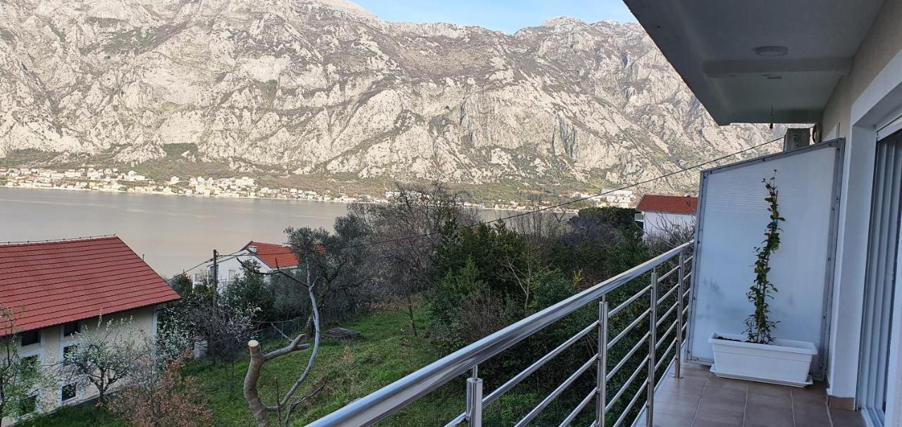 Ancora Prcanj Kotor Bagian luar foto
